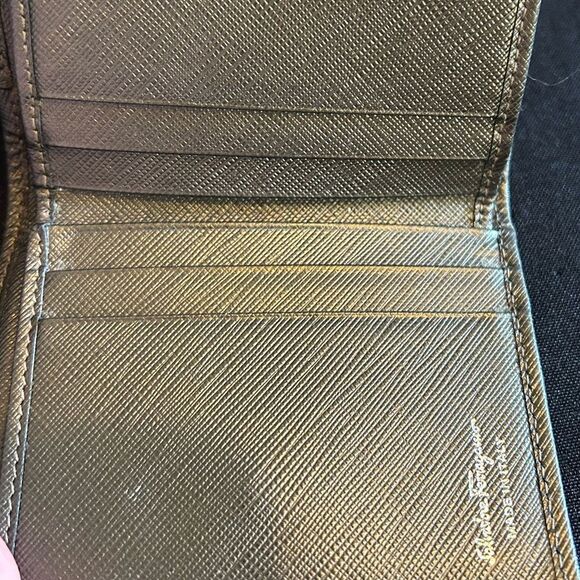 Salvatore Ferragamo Gold/Taupe/Army Greenish Women's Wallet Vintage Good Cond - Picture 8 of 12